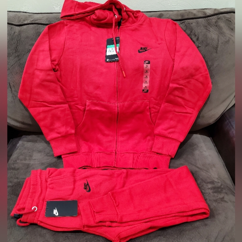 Nike Sweatsuit Set